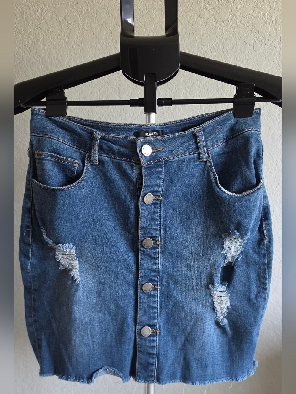 Black Label Large Blue Distressed Button-Front Women's Denim Skirt Pre Owned